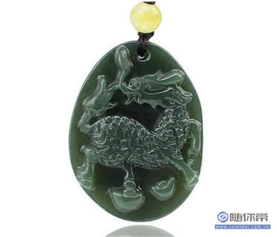 青玉雕瑞獸 麗鑫玉器和田玉麒麟吊墜的文化與鑒賞